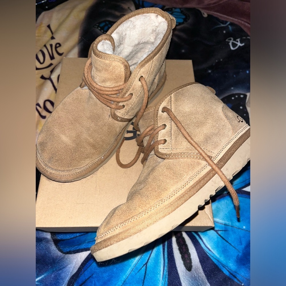 Neumel Uggs